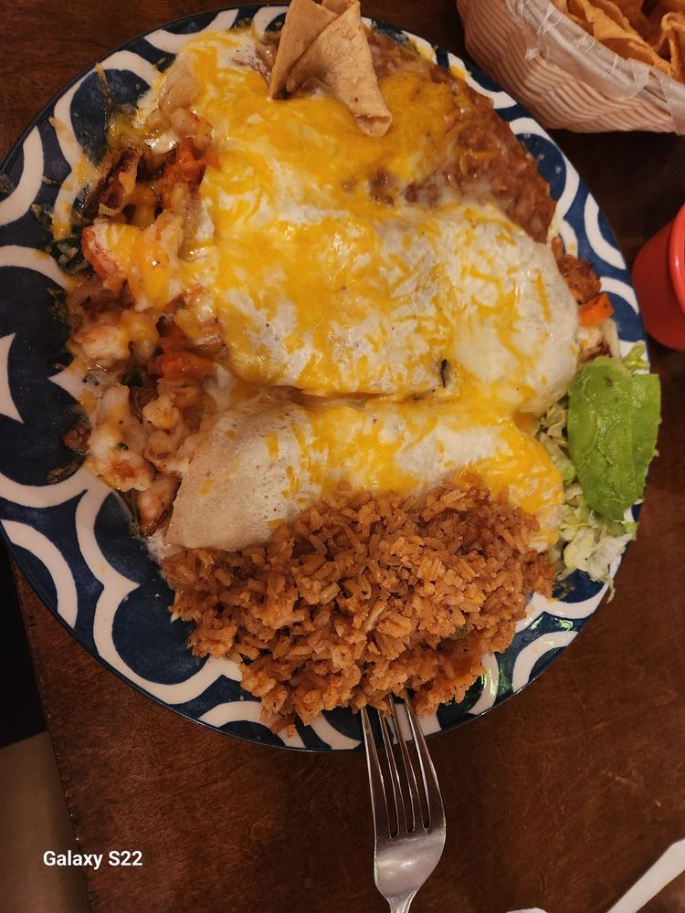 Sizzling beef fajitas on cast iron